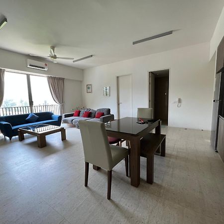 By The Sea @ Luxury Suites, Batu Feringgi Bagian luar foto