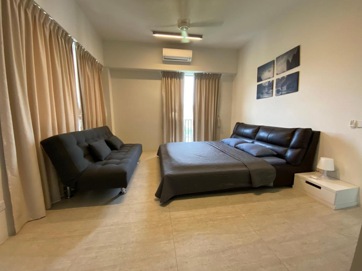By The Sea @ Luxury Suites, Batu Feringgi Bagian luar foto